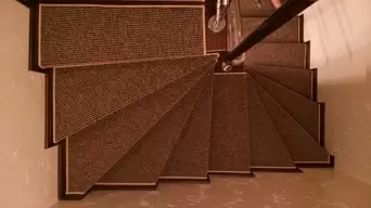 Лестница после установки ковриков на ступени фото 6